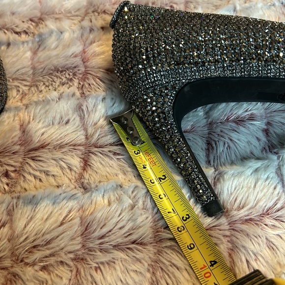 Michael Kors Sequins Heels size 5.5 - Picture 9 of 9